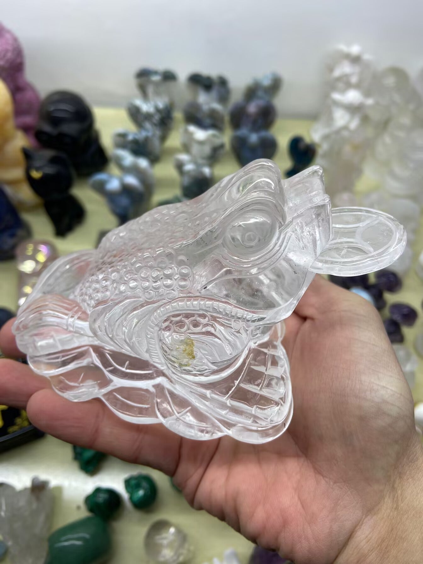 0.68kg High Quality Clear Quartz Money Frog
