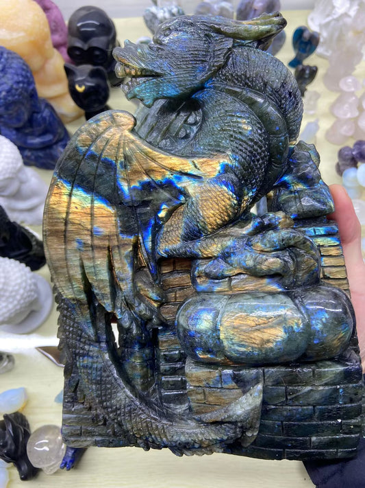 2.54kg Labradorite Castle Dragon