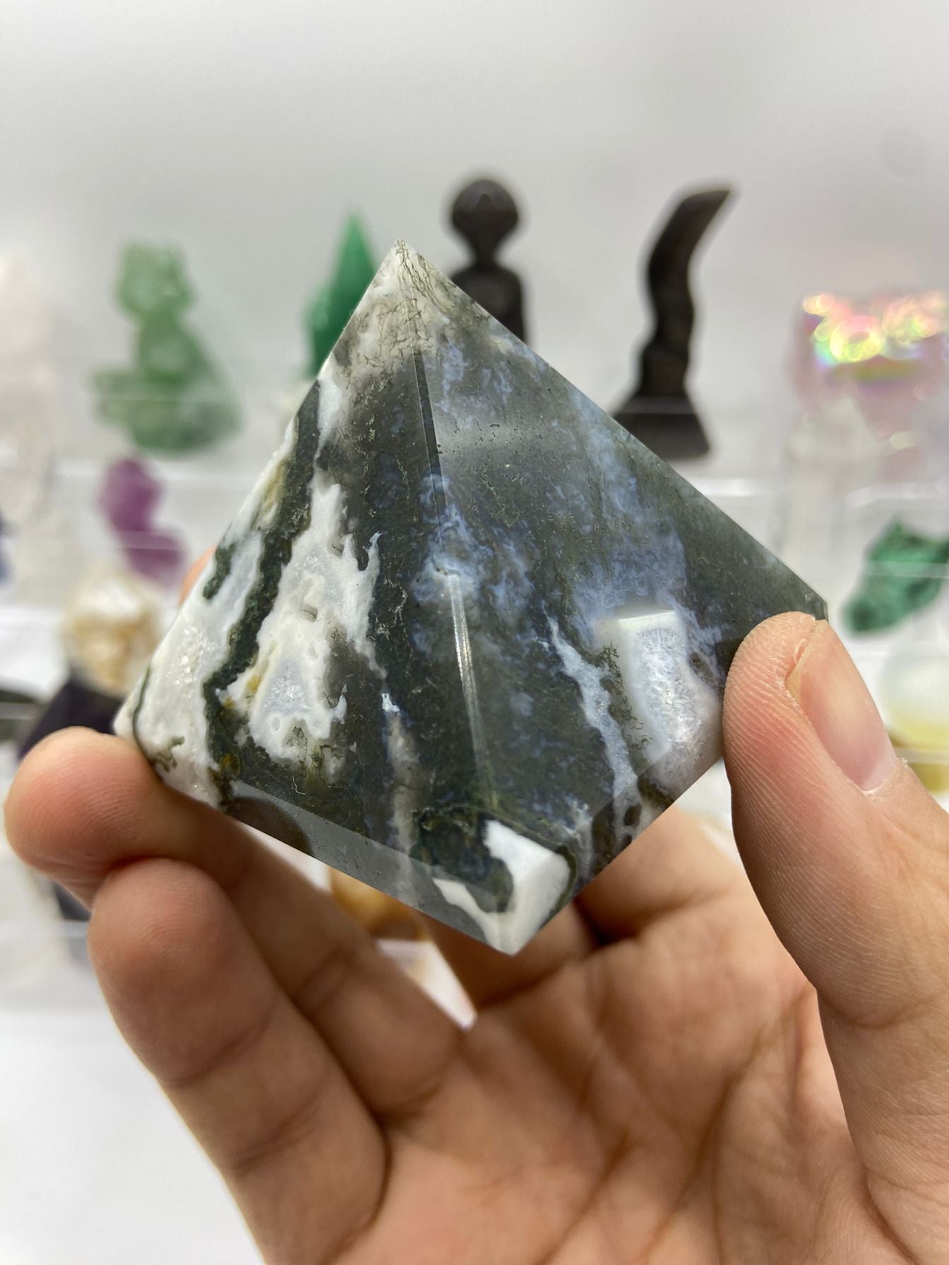 Moss Agate Pyramid (5cm*5cm)