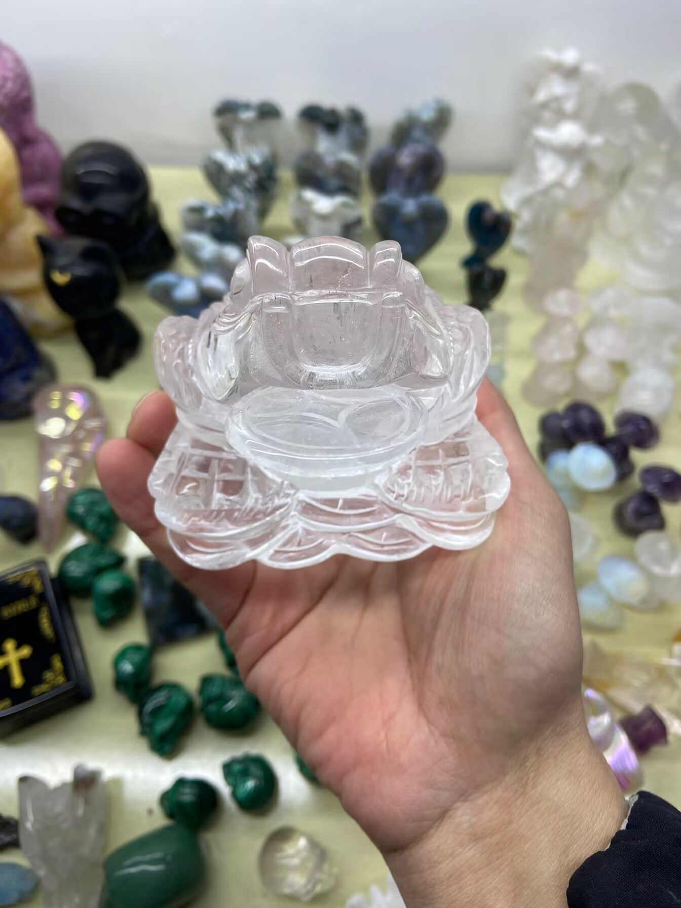 0.68kg High Quality Clear Quartz Money Frog