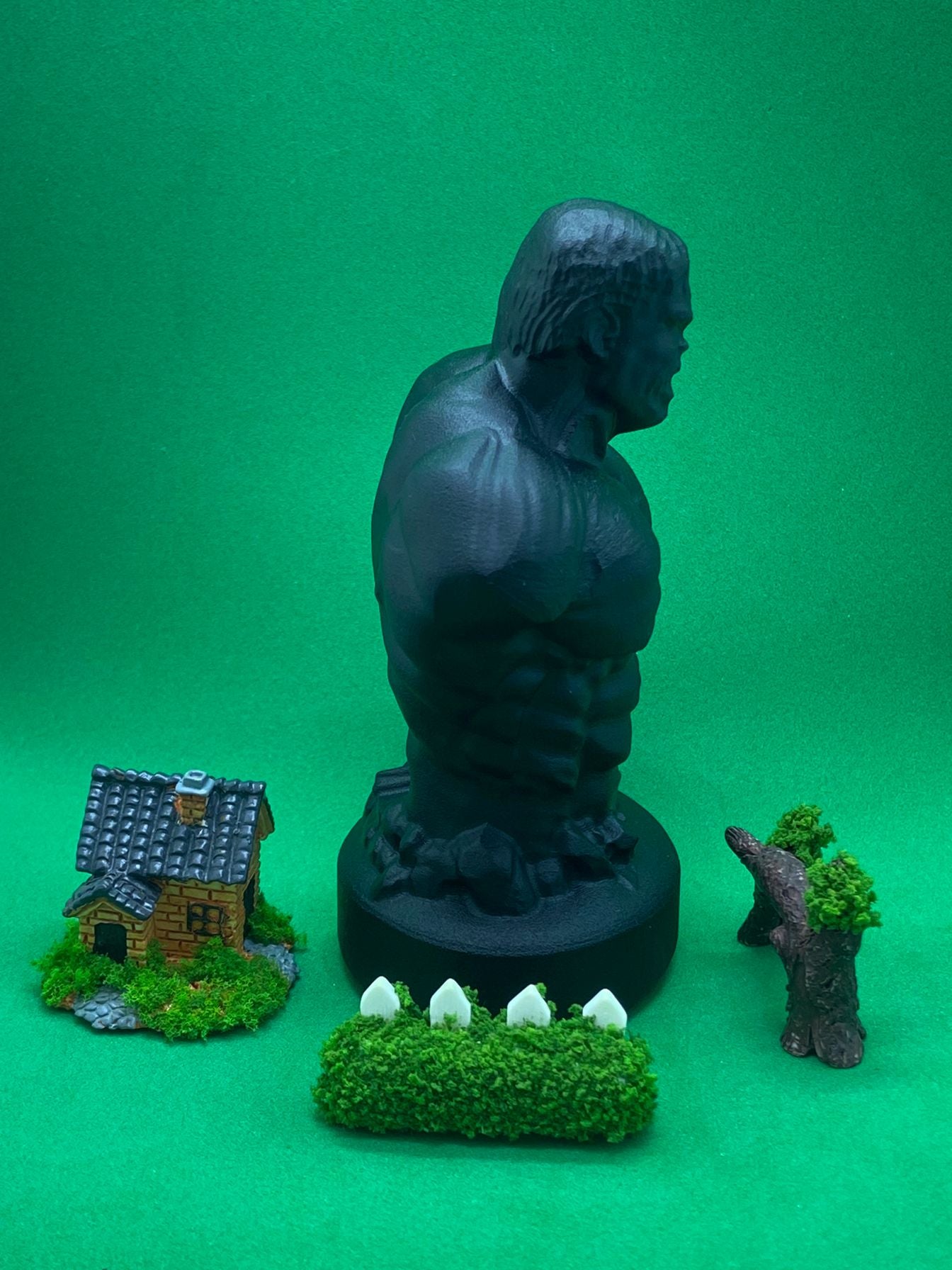 Black Obsidian Hulk Statue Carving