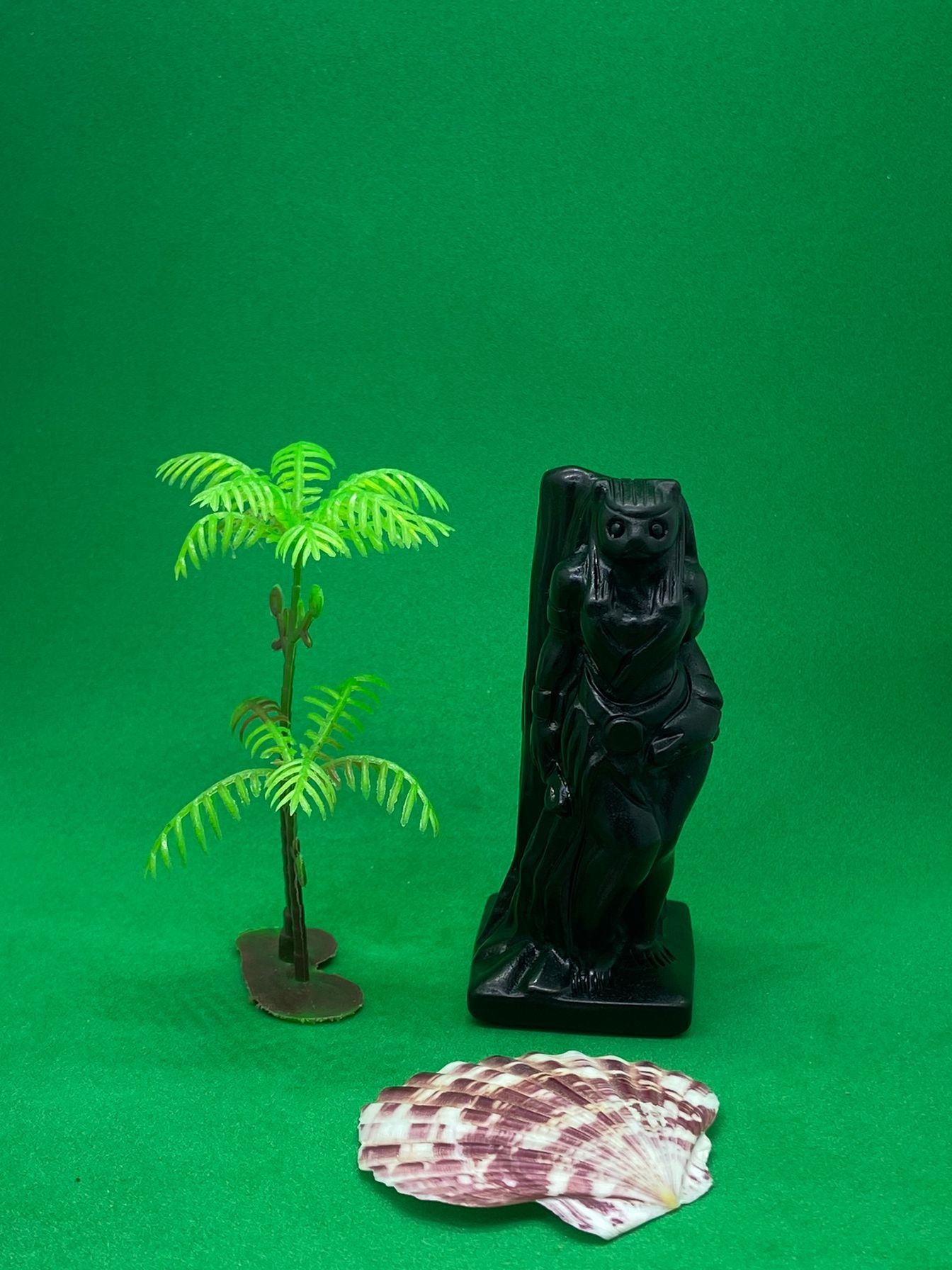 Black Obsidian Egypt Bastet Carving